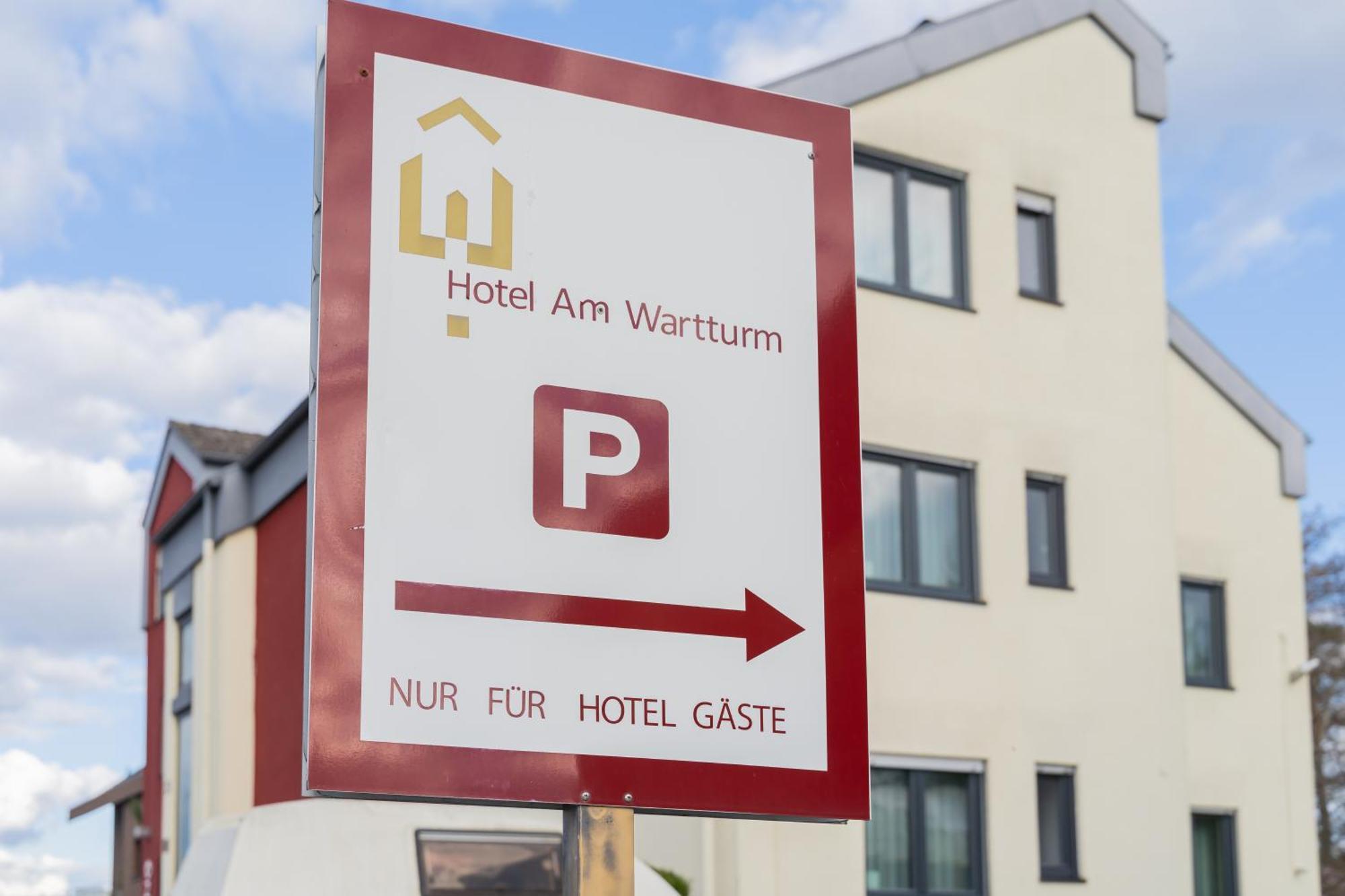 Hotel & Living Am Wartturm - Hotel & Apartments شباير المظهر الخارجي الصورة