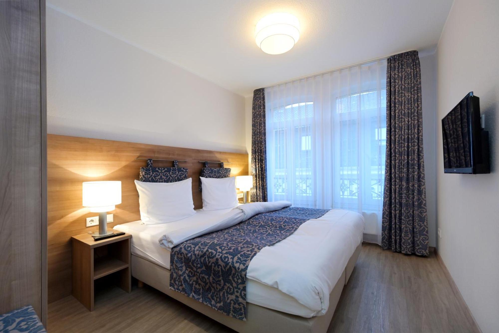 Hotel & Living Am Wartturm - Hotel & Apartments شباير المظهر الخارجي الصورة
