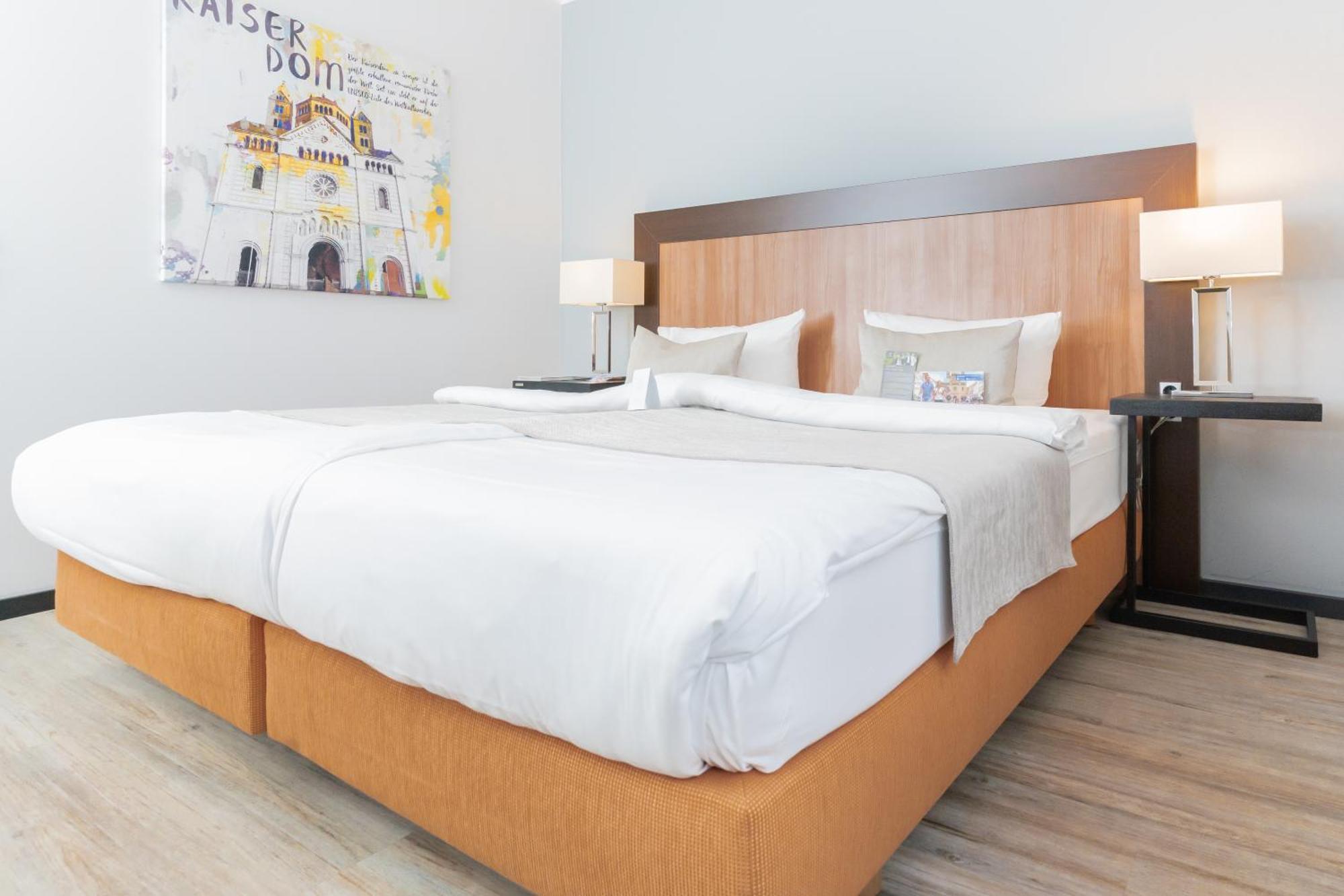 Hotel & Living Am Wartturm - Hotel & Apartments شباير المظهر الخارجي الصورة